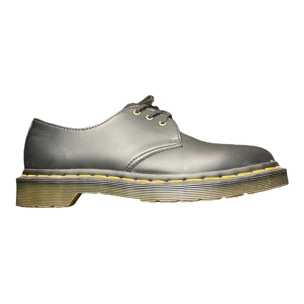 Dr. Martens Smooth Leather Oxford